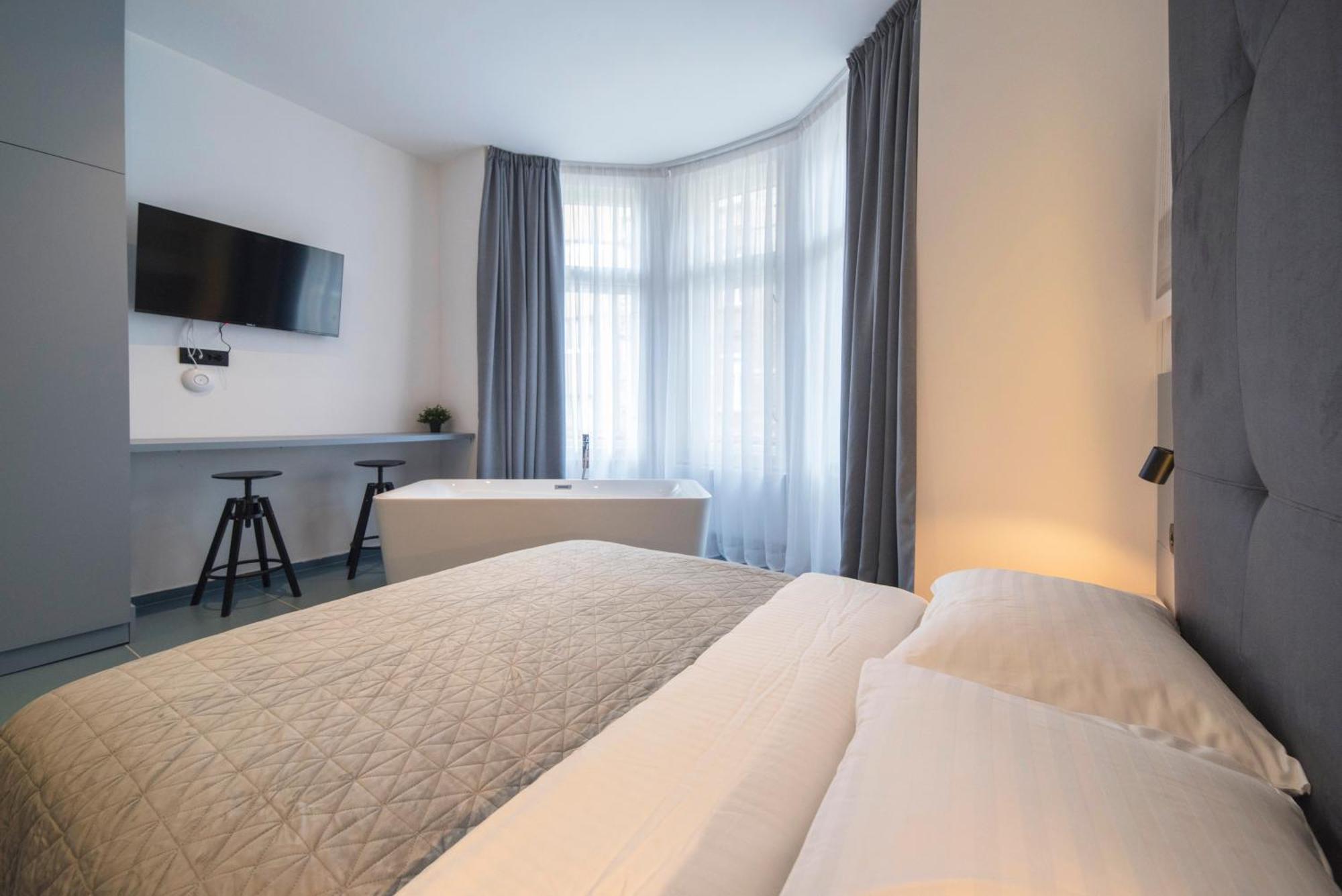 Bella Mia, 1st Floor Apartment